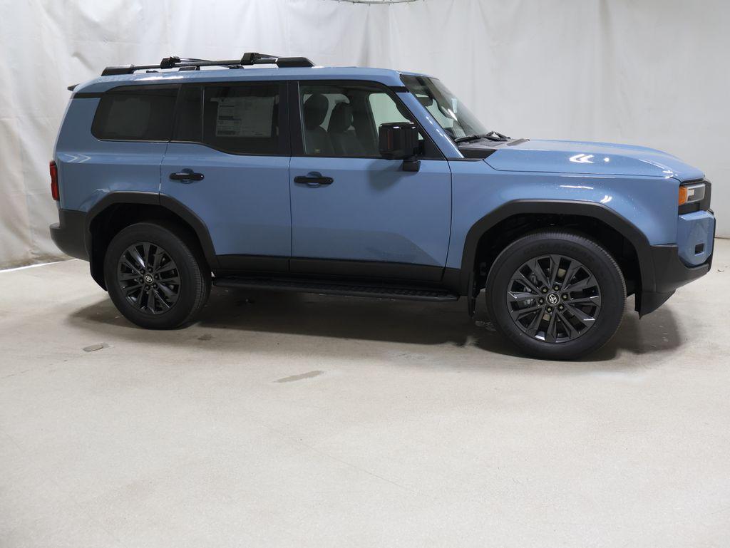 2026 Toyota LAND CRUISER BASE photo 7