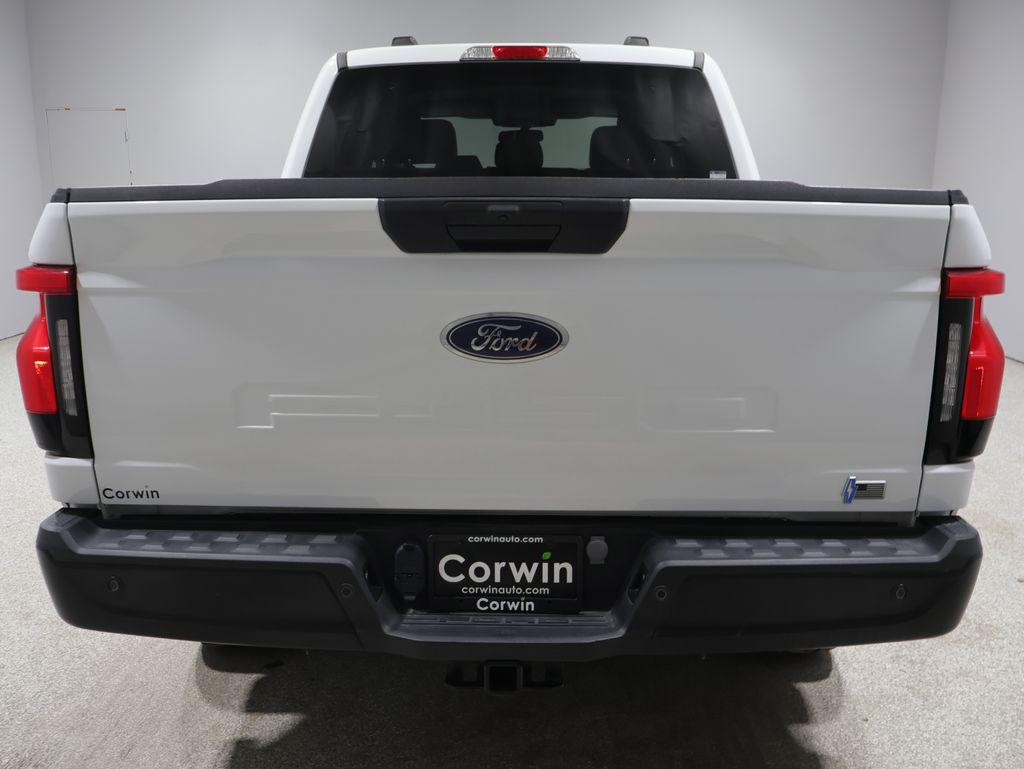 2023 FORD F-150 LIGHTNING PRO — фото 3
