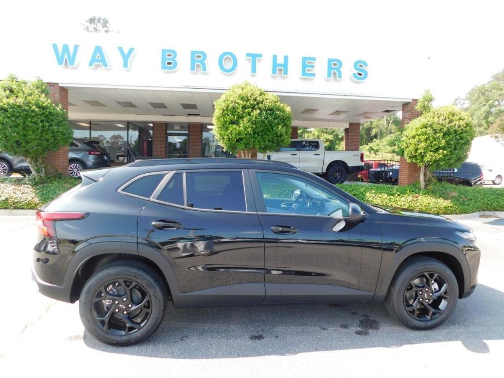 New 2026 Chevrolet Trax LT