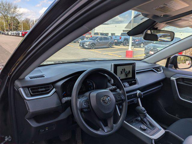TOYOTA RAV4 - 9