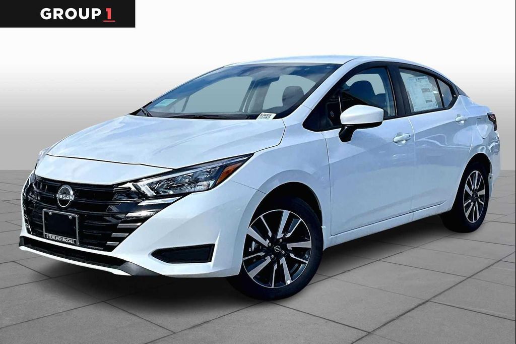 New 2025 Nissan Versa 1.6 SV