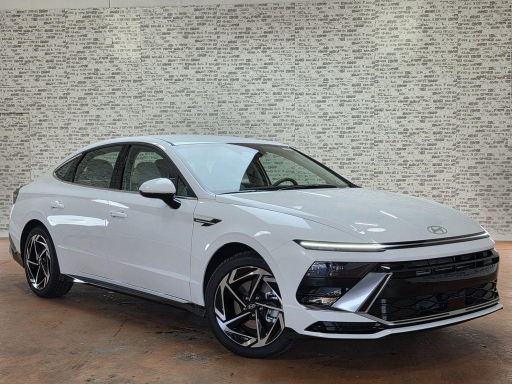 New 2026 Hyundai SONATA SEL Sport