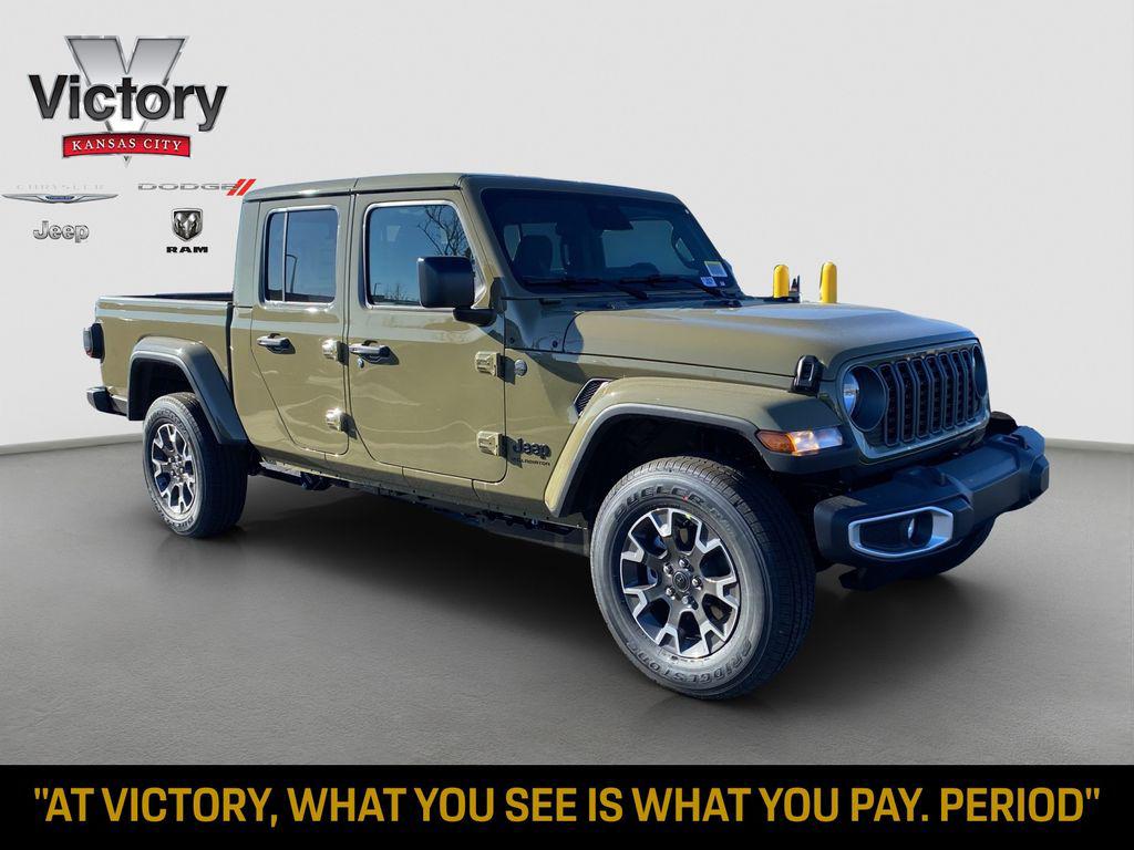 New 2026 Jeep Gladiator Sahara 4x4