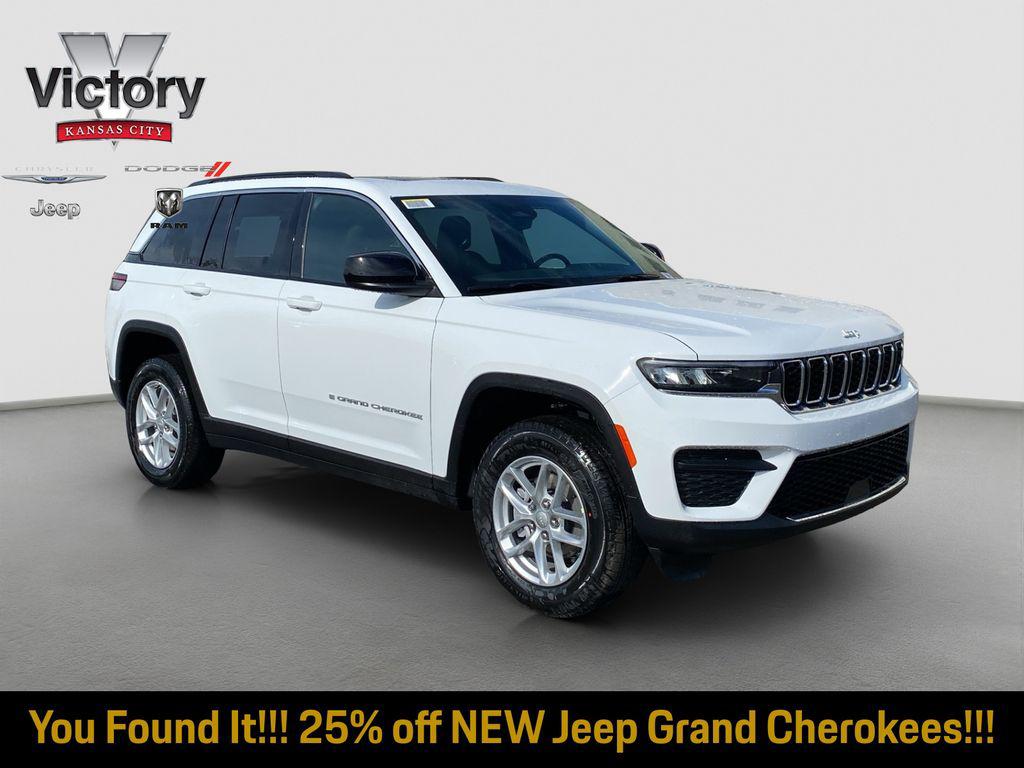 New 2026 Jeep Grand Cherokee Altitude