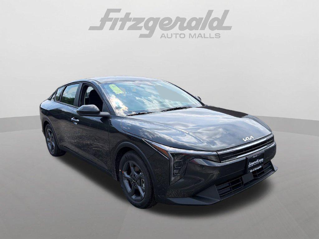 New 2026 Kia K4 LXS