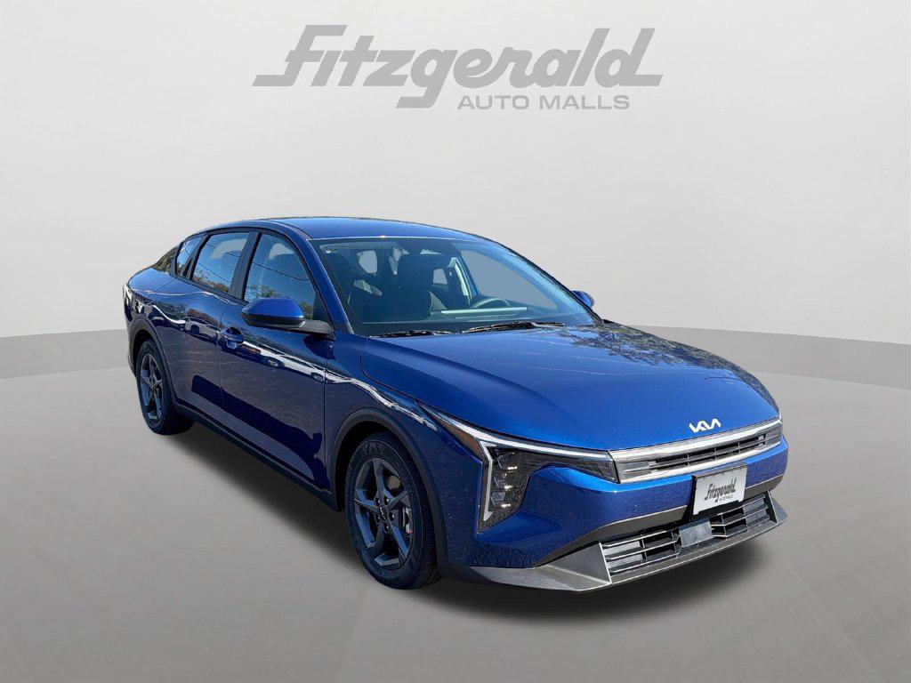 New 2026 Kia K4 LXS