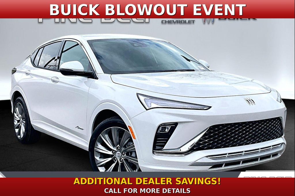New 2026 Buick Envista Avenir FWD