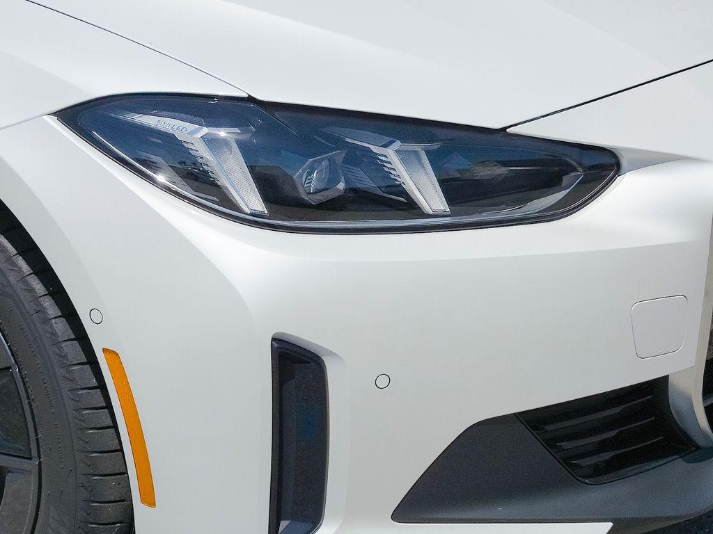 صورة 6 لـ 2026 BMW I4 GRAN COUPE EDRIVE40
