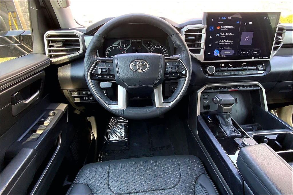 TOYOTA TUNDRA - 6