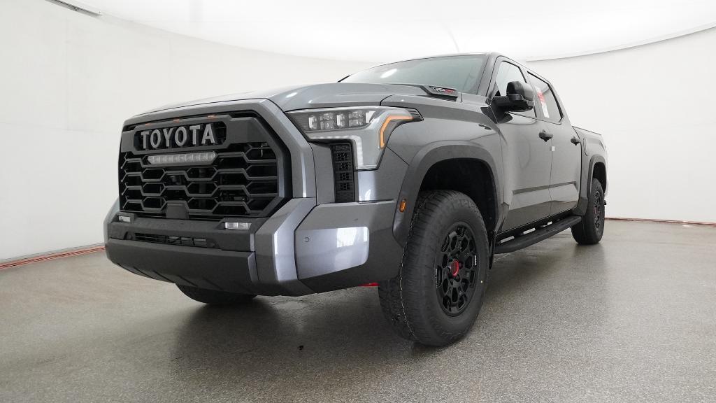 TOYOTA TUNDRA - 10