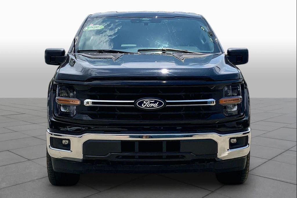 FORD F-150 XLT - 4