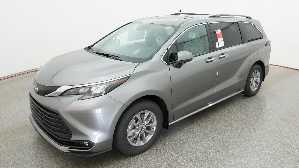 New 2026 Toyota Sienna XLE