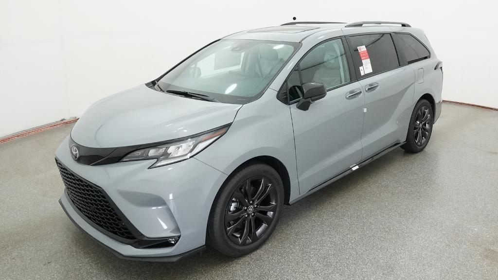 New 2026 Toyota Sienna XSE 7 Passenger