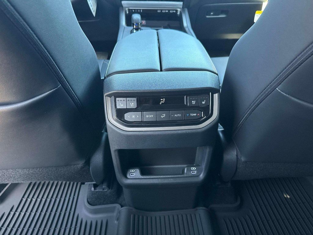 2026 Lexus TX 350 PREMIUM — миниатюра 17