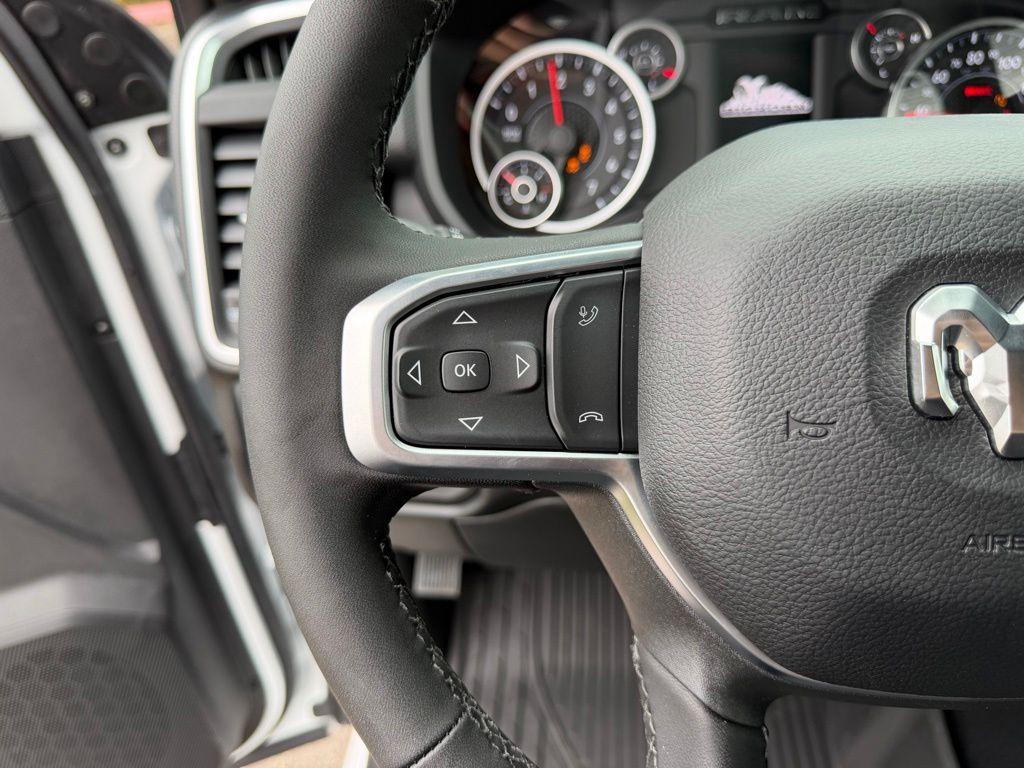 2026 RAM 2500 BIG HORN — миниатюра 16