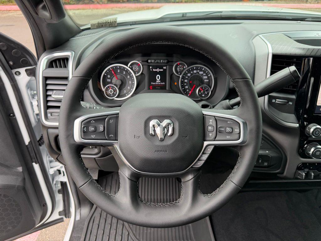 2026 RAM 2500 BIG HORN — миниатюра 18