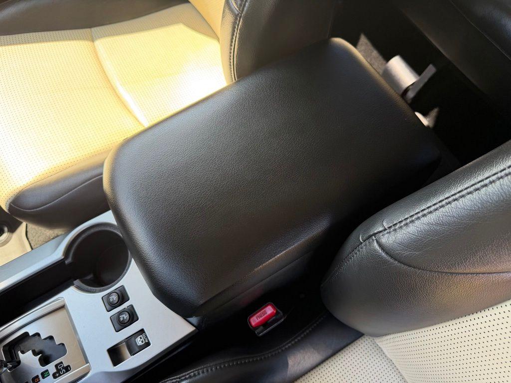 صورة مصغرة 25 لـ 2022 Toyota 4RUNNER SR5