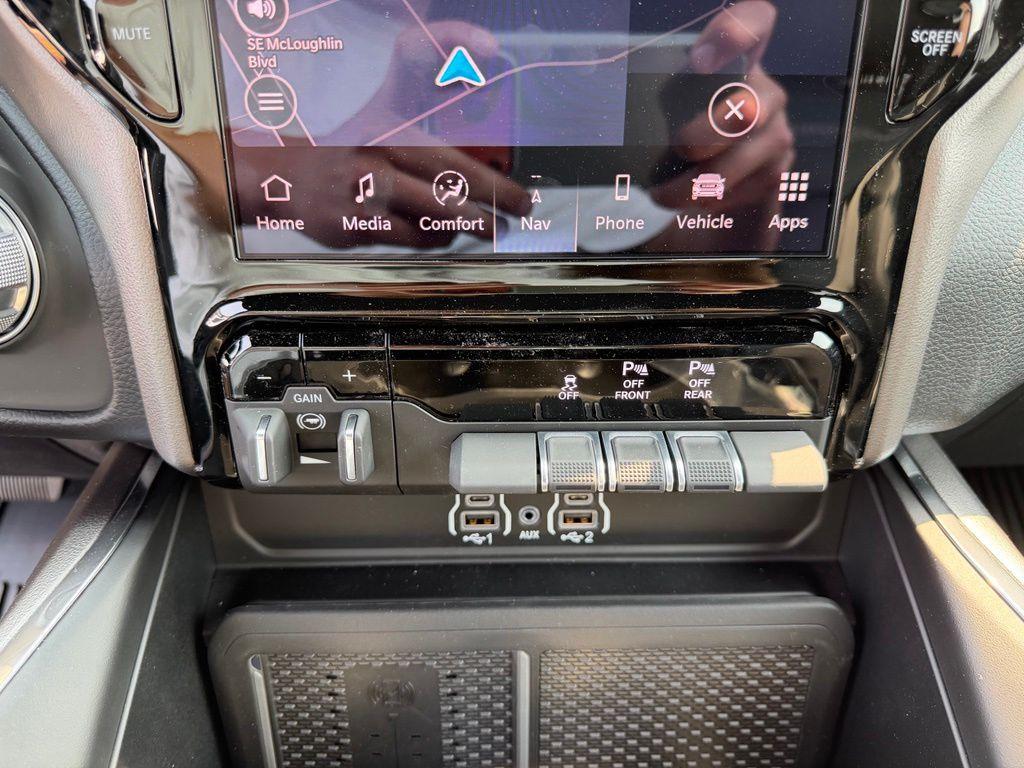 2026 RAM 1500 LARAMIE 缩略图 24