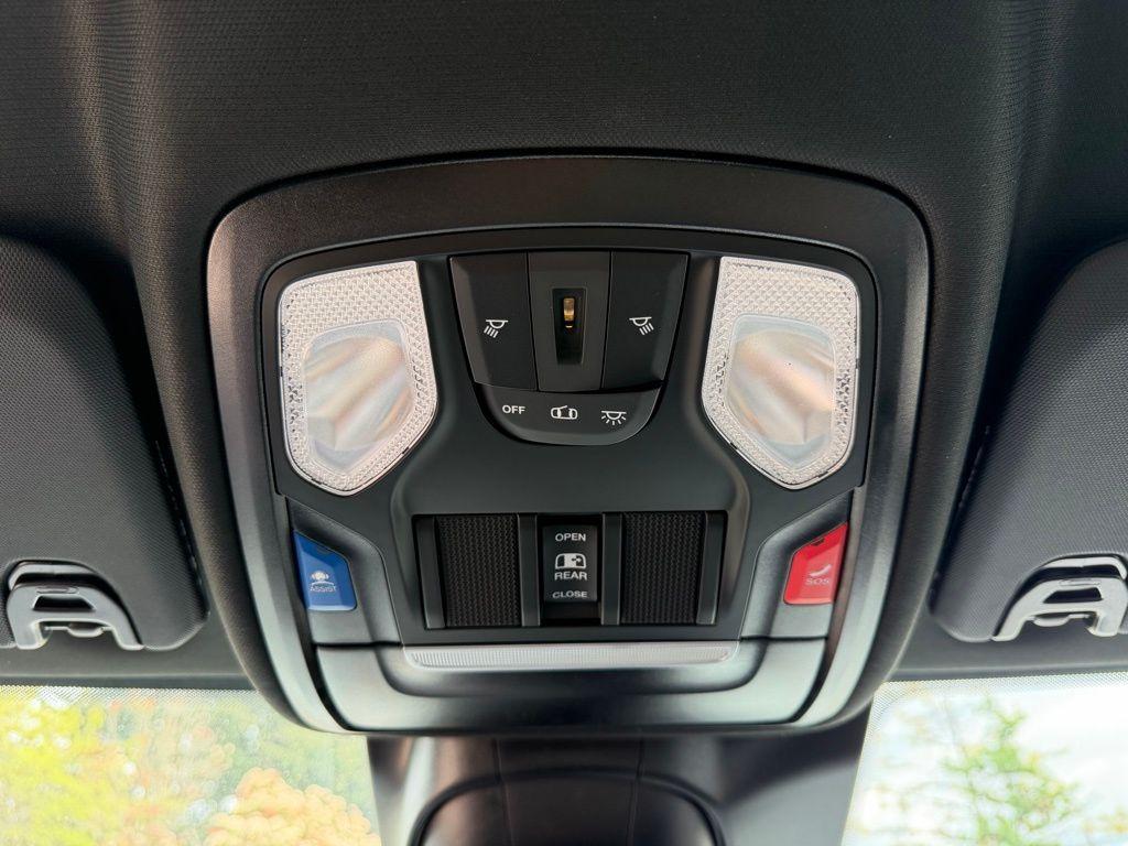 2026 RAM 2500 TRADESMAN — миниатюра 26