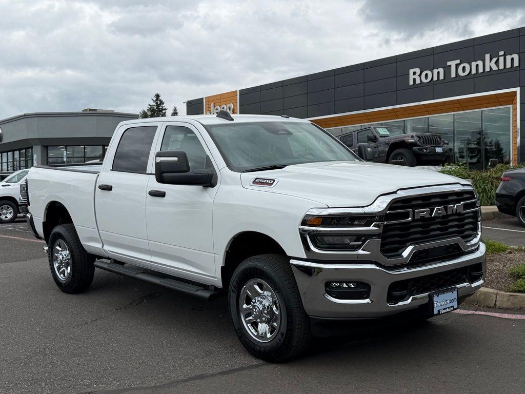 2026 RAM 2500 TRADESMAN — фото 2
