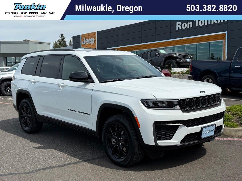 New 2026 Jeep Grand Cherokee L Laredo