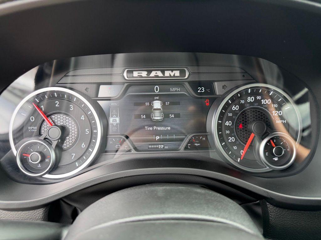 صورة مصغرة 19 لـ 2026 RAM 1500 TRADESMAN