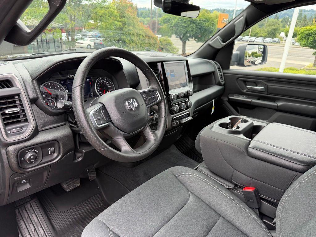 صورة مصغرة 15 لـ 2026 RAM 1500 TRADESMAN