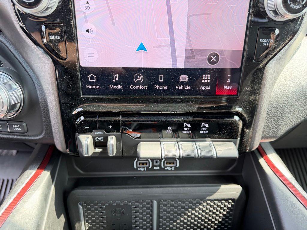 صورة مصغرة 23 لـ 2026 RAM 1500 REBEL