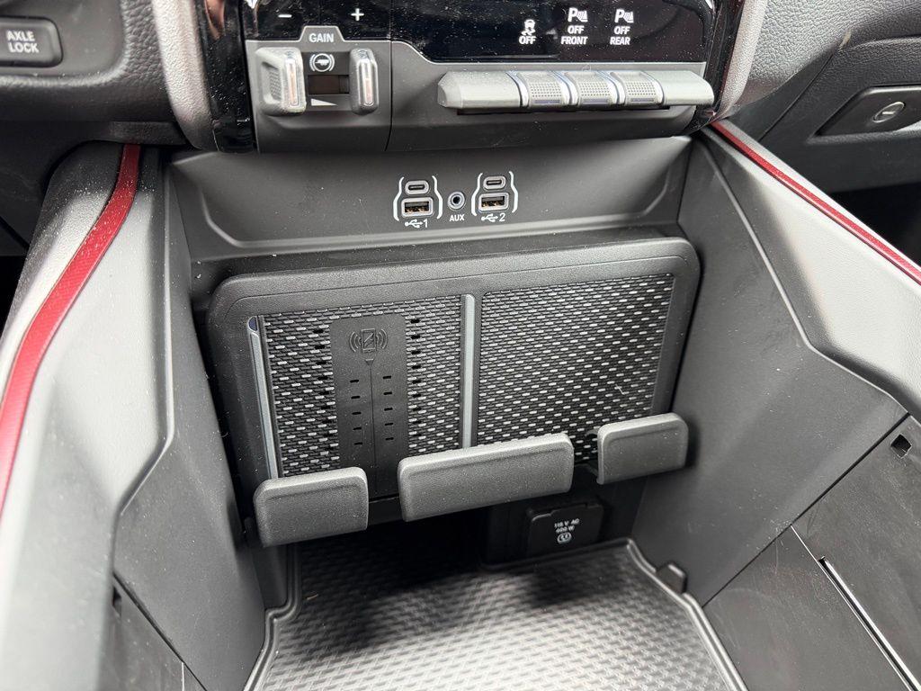 صورة مصغرة 25 لـ 2026 RAM 1500 REBEL