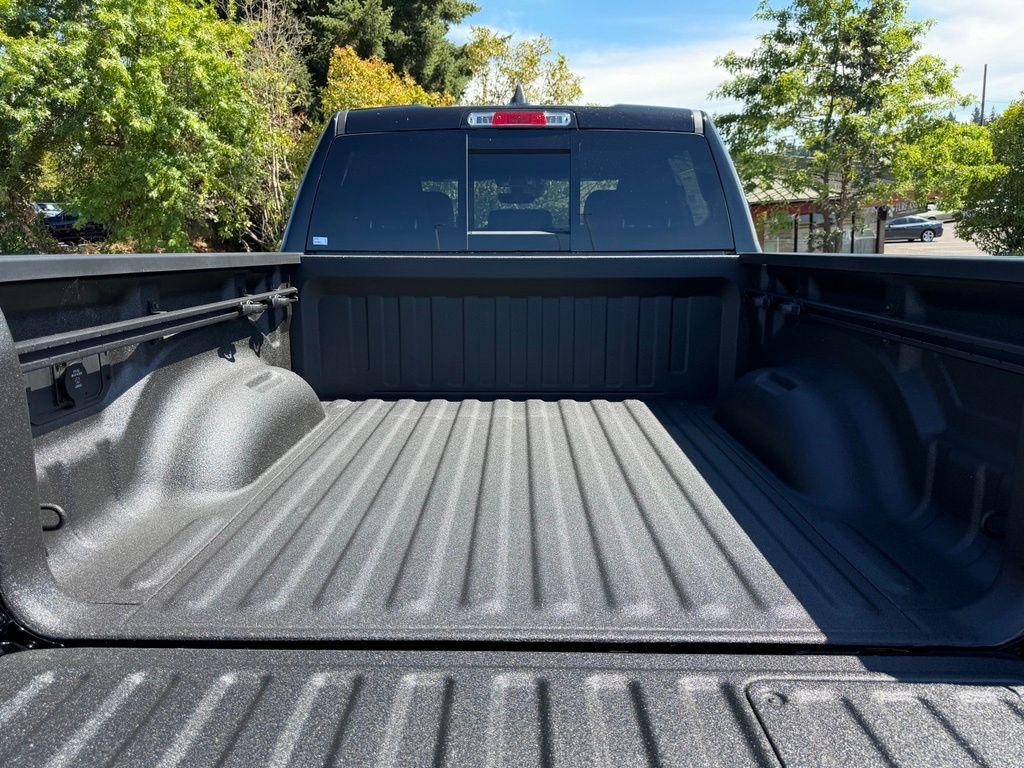 2026 RAM 1500 REBEL 照片 10