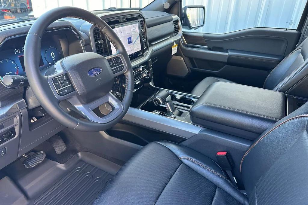 صورة مصغرة 10 لـ 2026 FORD F-150 LARIAT