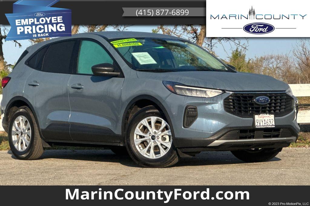 New 2025 Ford Escape Active