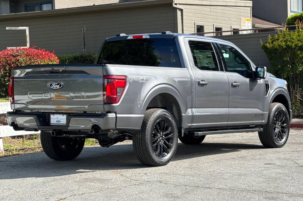 FORD F-150 XLT - 4