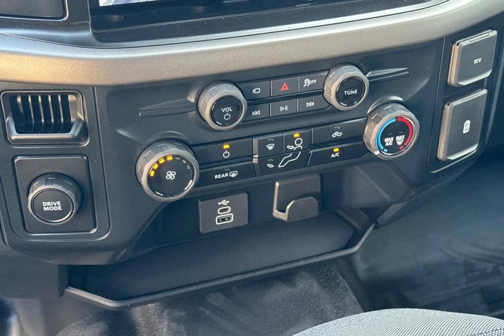 صورة مصغرة 19 لـ 2026 FORD F-150 XL