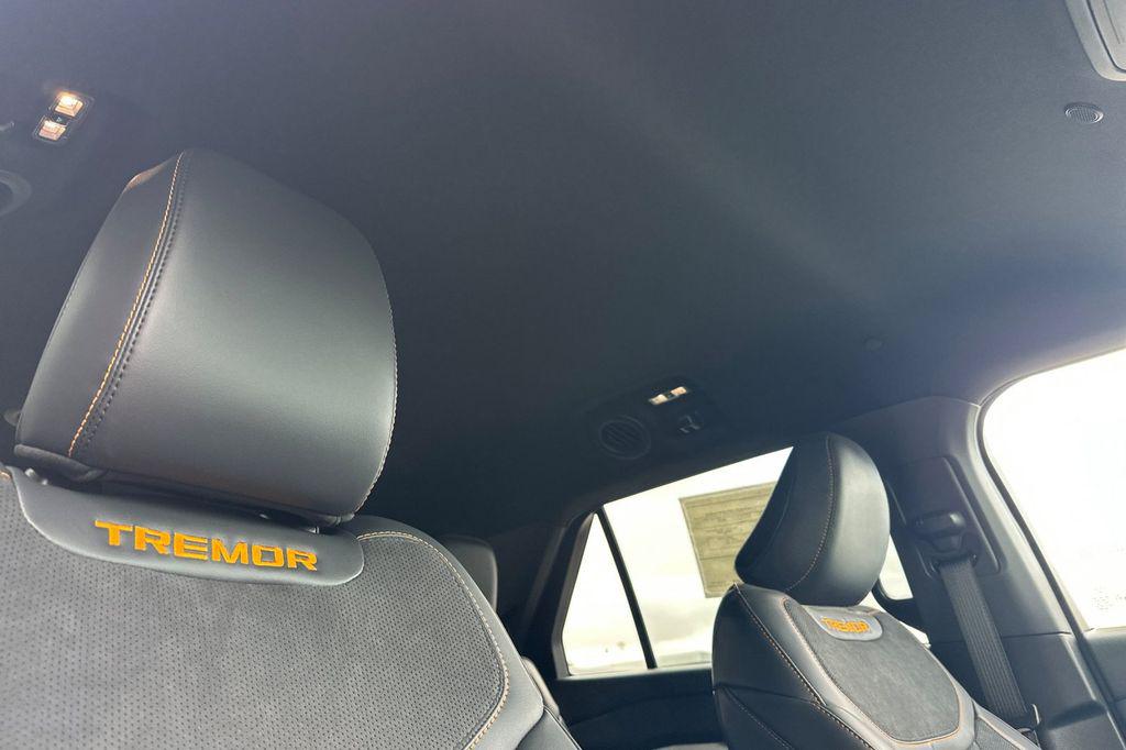 2026 FORD EXPLORER TREMOR 缩略图 18