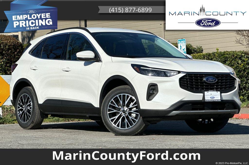 New 2025 Ford Escape PHEV SE