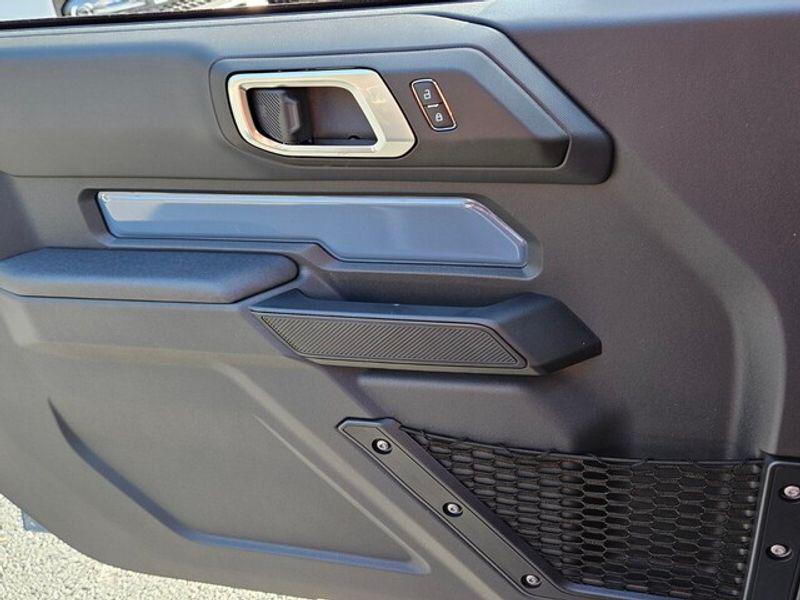 Thumbnail 26