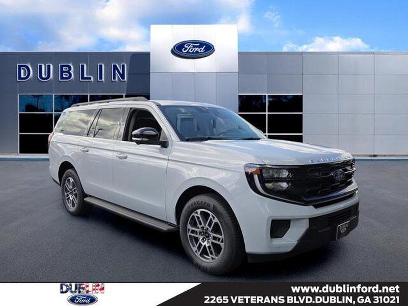 New 2026 Ford Expedition Max Active 4x2