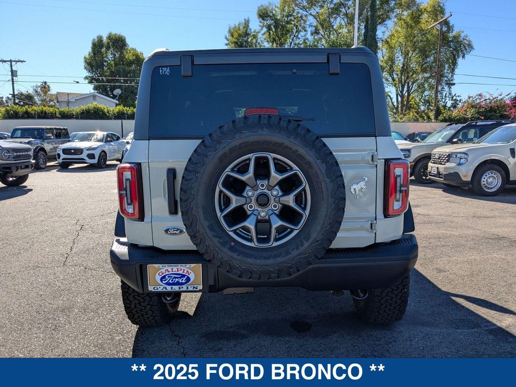 FORD BRONCO - 4