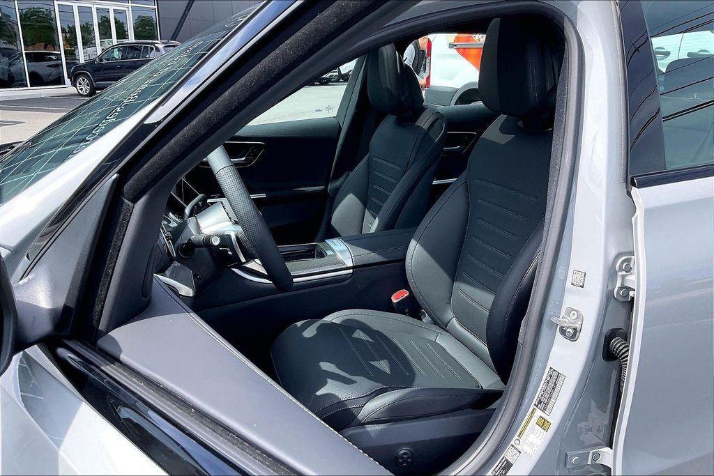 صورة 9 لـ 2026 Mercedes-BENZ C-CLASS