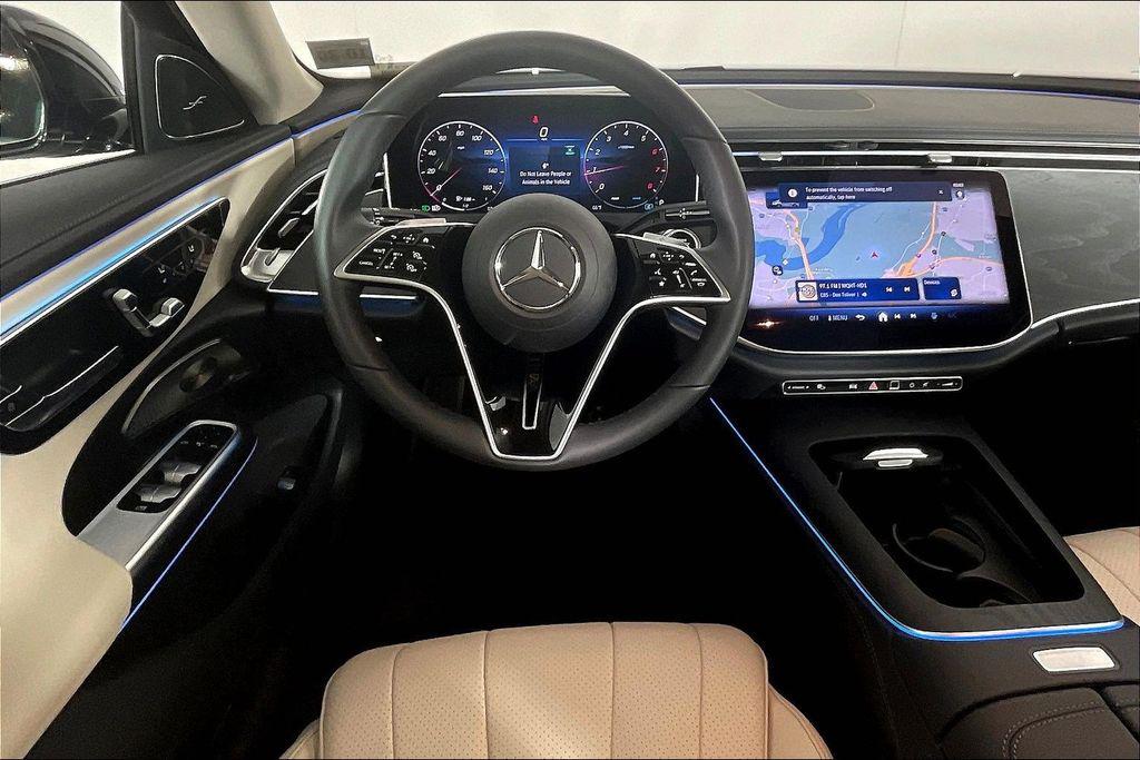 MERCEDES-BENZ E-CLASS - 5