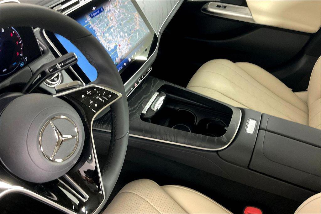 MERCEDES-BENZ E-CLASS - 8