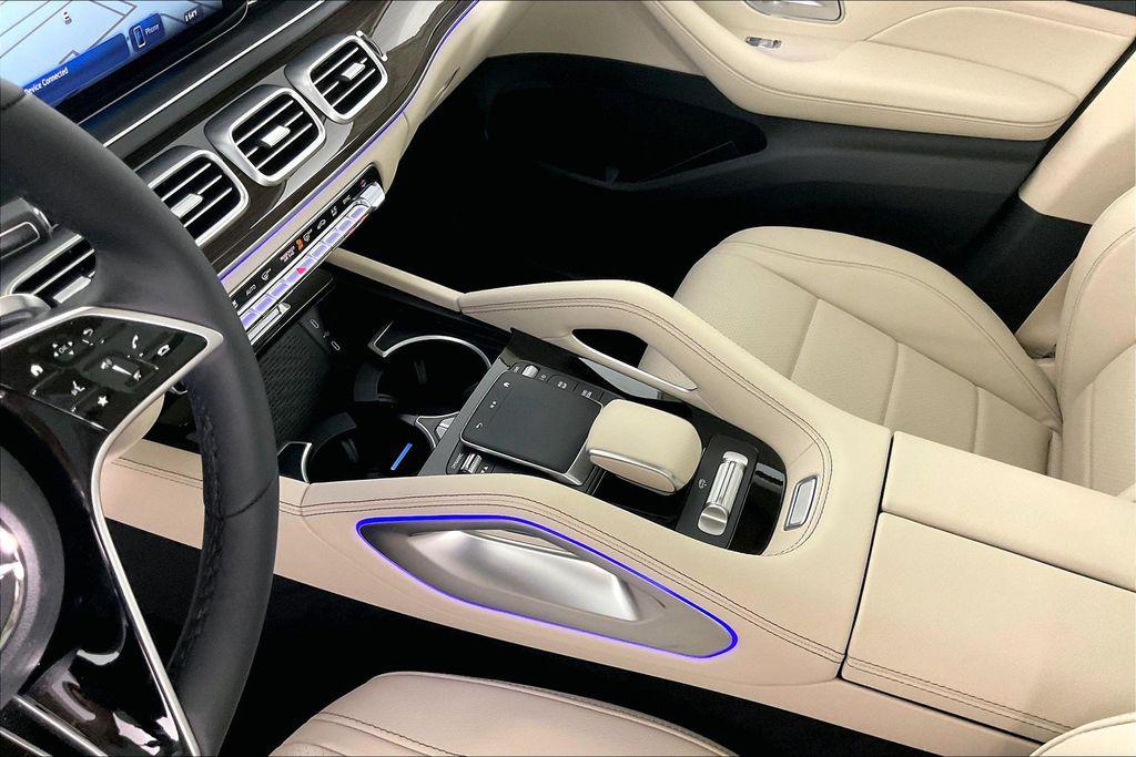 MERCEDES-BENZ GLS - 8