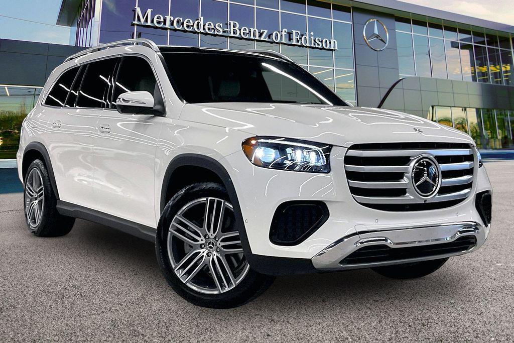 New 2025 Mercedes-Benz GLS 450 4MATIC