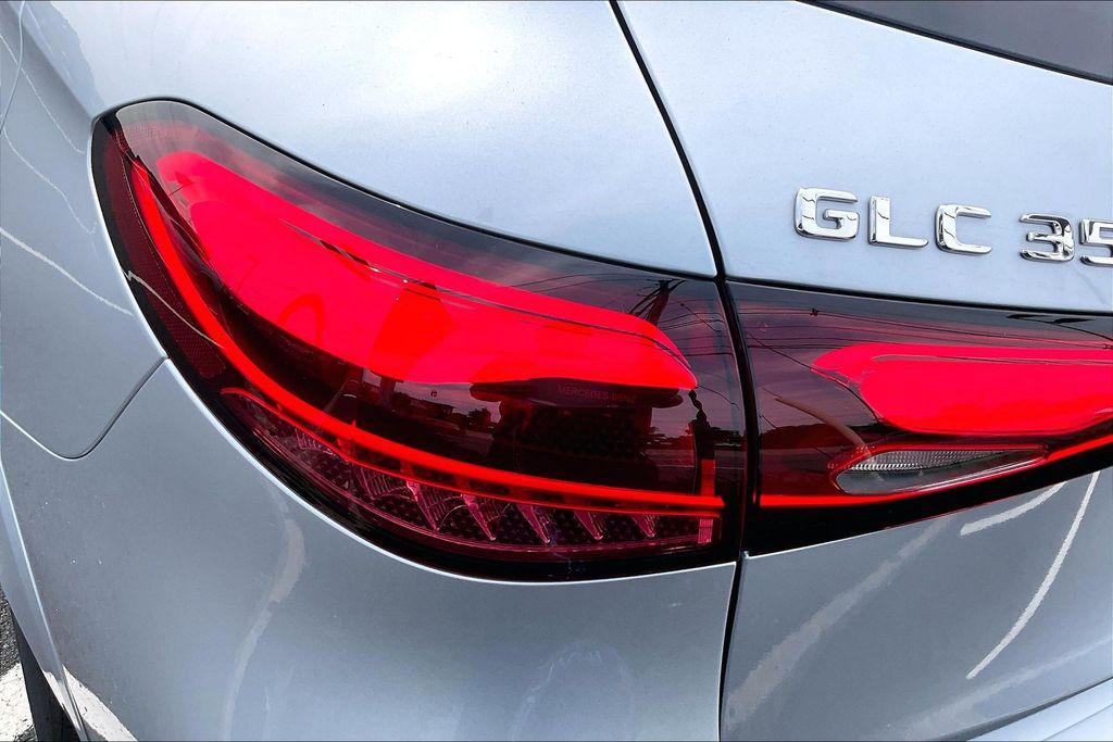 صورة مصغرة 25 لـ 2025 Mercedes-BENZ GLC