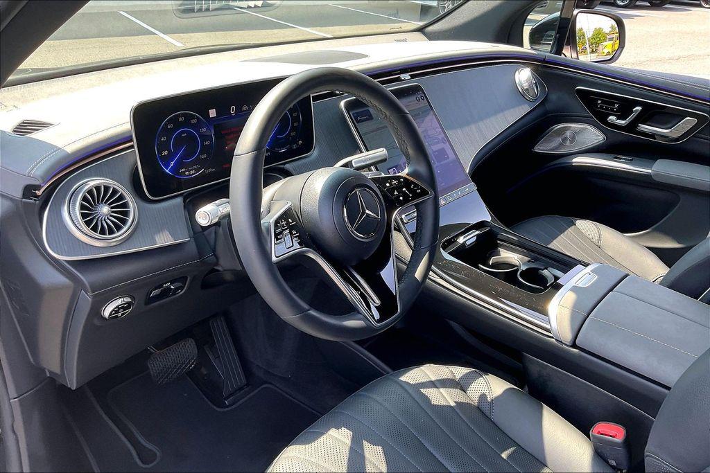 2023 Mercedes-BENZ EQS — миниатюра 11