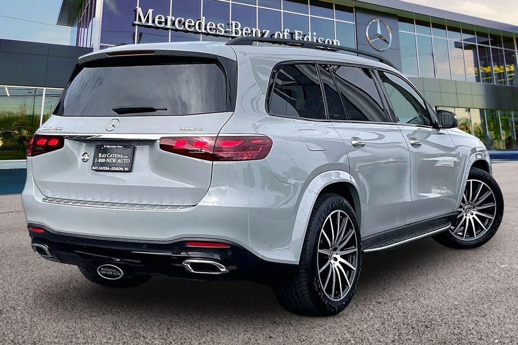 MERCEDES-BENZ GLS - 10