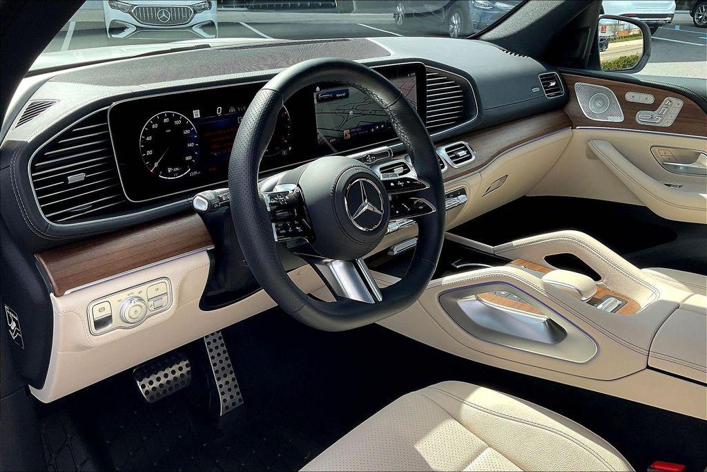 MERCEDES-BENZ GLS - 5