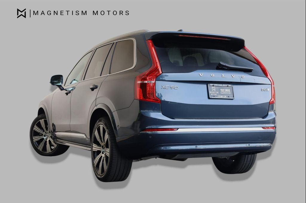 صورة 7 لـ 2023 Volvo XC90 B6 ULTIMATE 7-SEATER