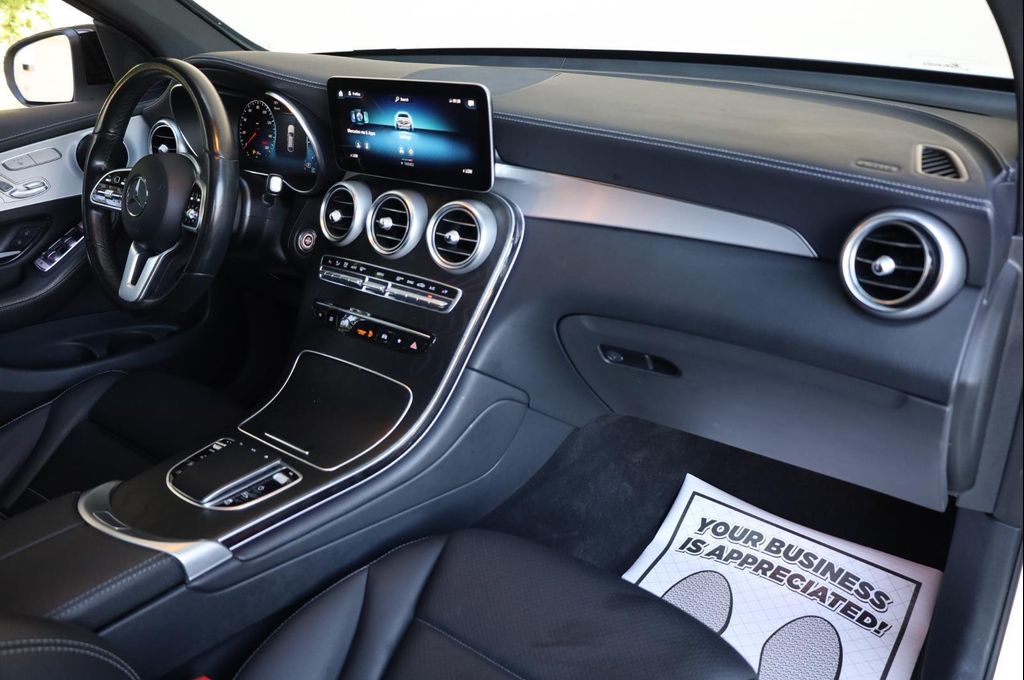2022 Mercedes-BENZ GLC 缩略图 27